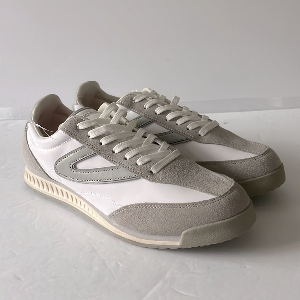 Tretorn Rawlins 2.0 White and Gray Sneakers Vintage Inspired Shoes Size 9.5 NEW - Picture 4 of 7